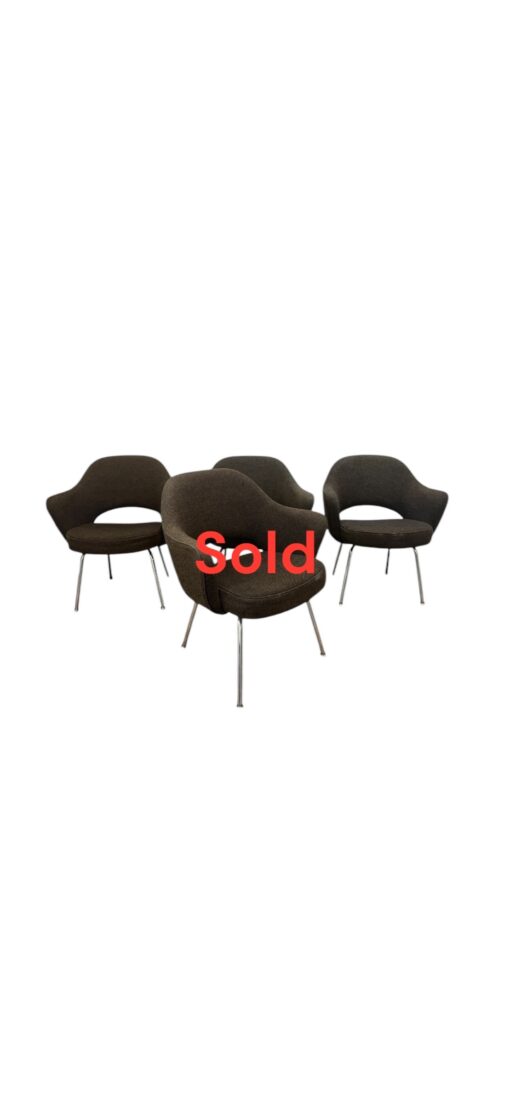 Set of 4 Saarinen Executive Armchairs for Knoll